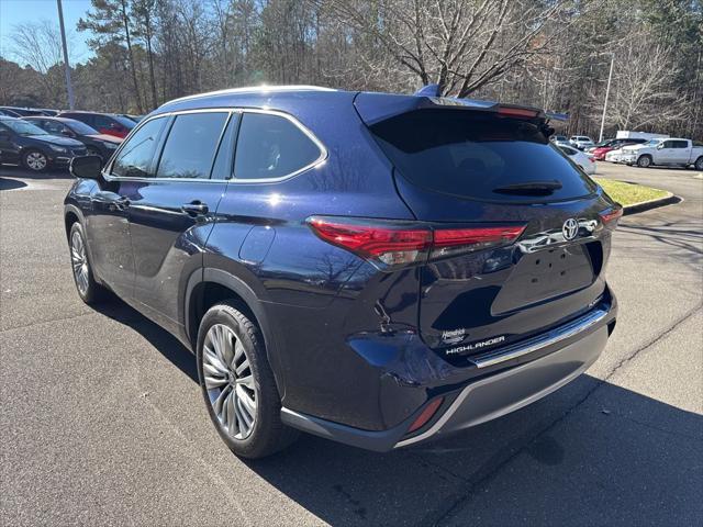 used 2022 Toyota Highlander car, priced at $45,000