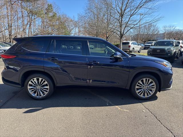 used 2022 Toyota Highlander car, priced at $45,000