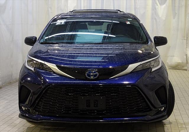 used 2021 Toyota Sienna car, priced at $44,026