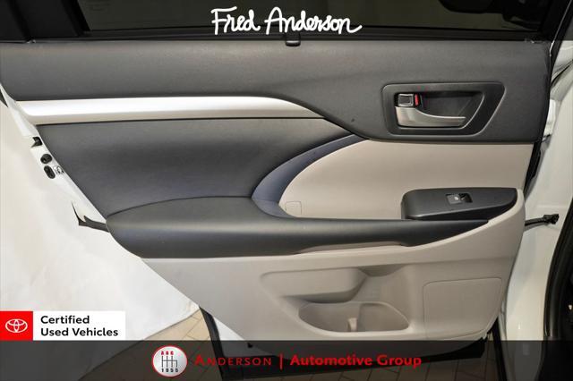 used 2019 Toyota Highlander car, priced at $30,800