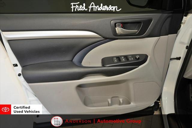 used 2019 Toyota Highlander car, priced at $30,800
