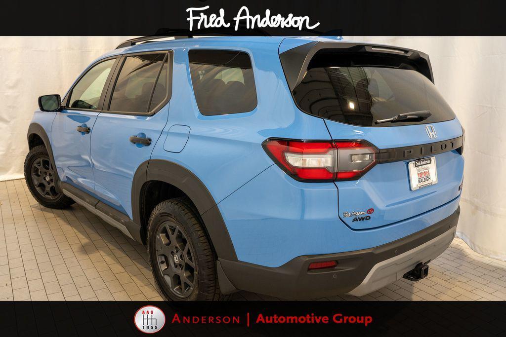 used 2023 Honda Pilot car, priced at $43,479