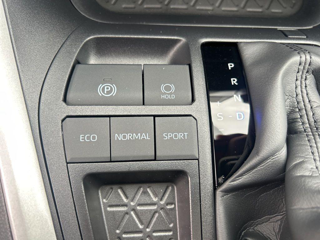 new 2025 Toyota RAV4 car, priced at $37,070