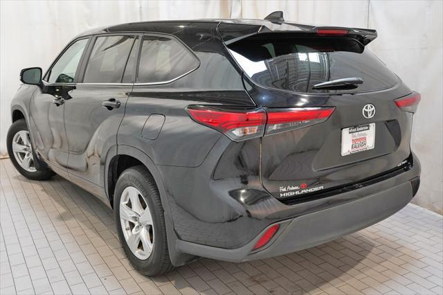 used 2023 Toyota Highlander car, priced at $33,250