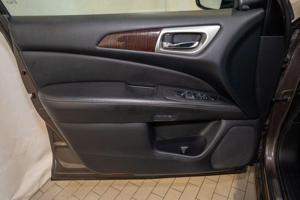 used 2015 Nissan Pathfinder car, priced at $7,859