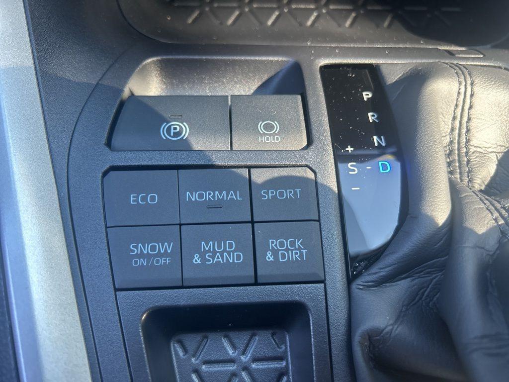 new 2025 Toyota RAV4 car, priced at $33,361