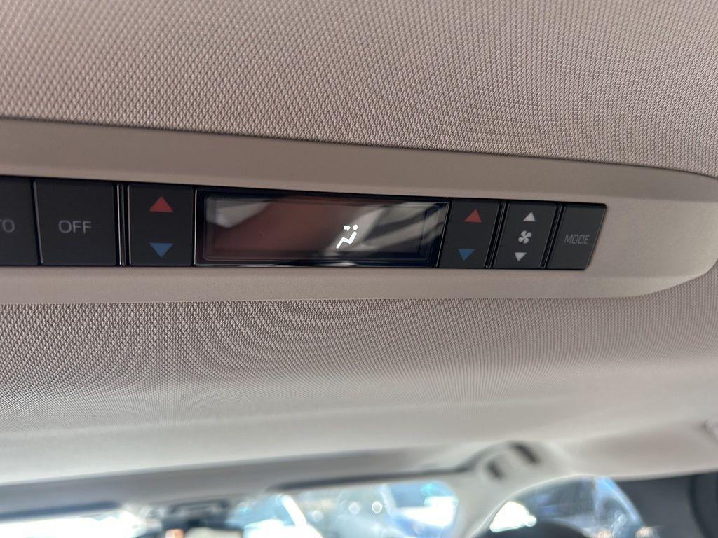 new 2025 Toyota Sienna car, priced at $47,658