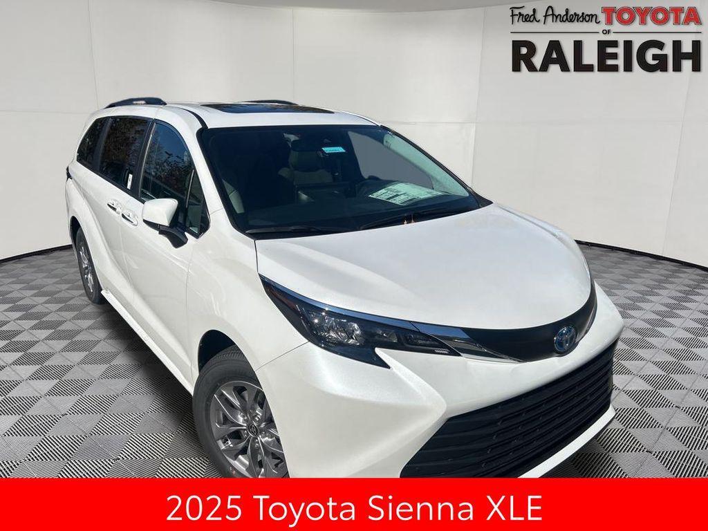new 2025 Toyota Sienna car, priced at $47,658