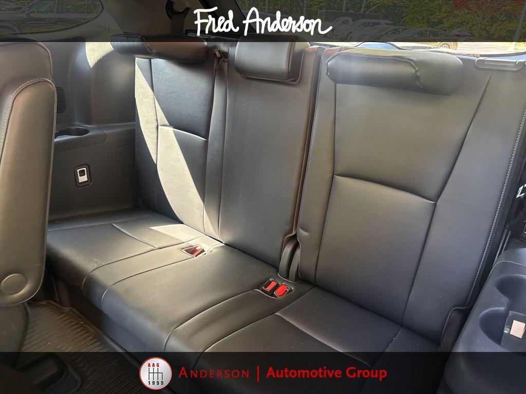 used 2023 Toyota Highlander Hybrid car, priced at $42,127
