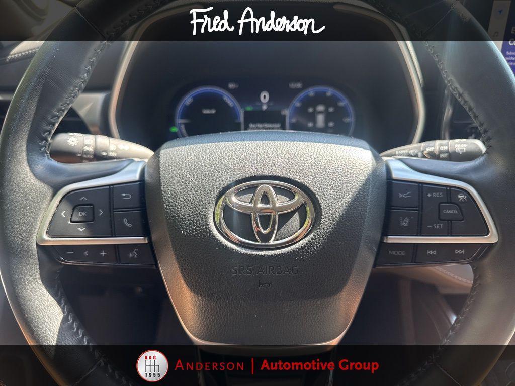 used 2023 Toyota Highlander Hybrid car, priced at $42,127