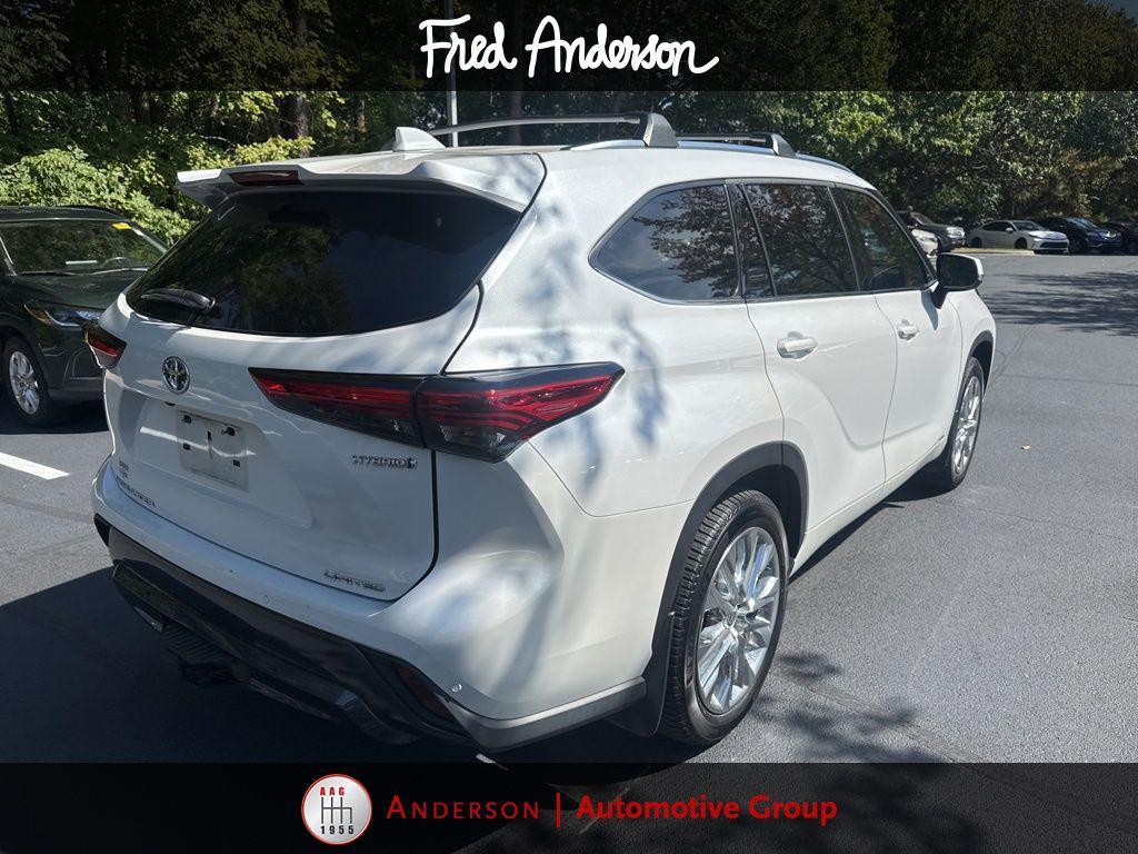 used 2023 Toyota Highlander Hybrid car, priced at $42,127