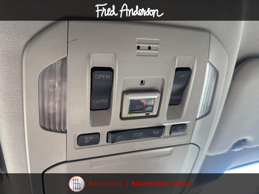 used 2023 Toyota Highlander Hybrid car, priced at $42,127