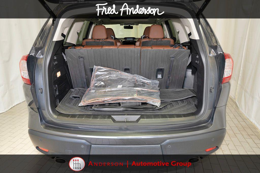used 2022 Subaru Ascent car, priced at $29,101