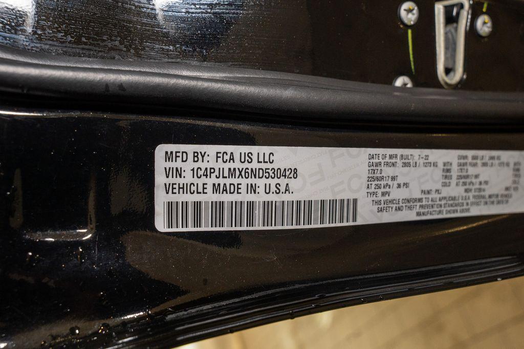 used 2022 Jeep Cherokee car, priced at $20,216