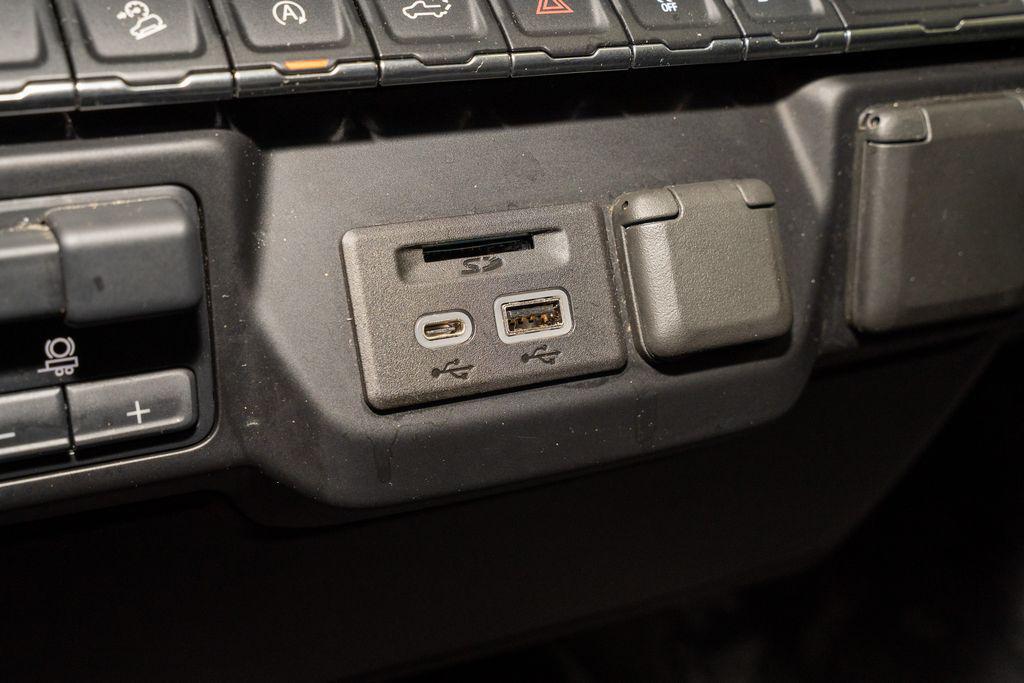 used 2021 Chevrolet Silverado 1500 car, priced at $30,850