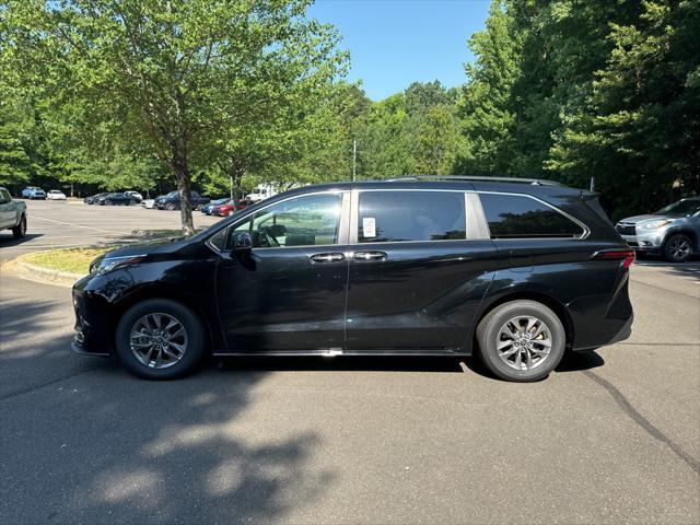 used 2023 Toyota Sienna car, priced at $44,644