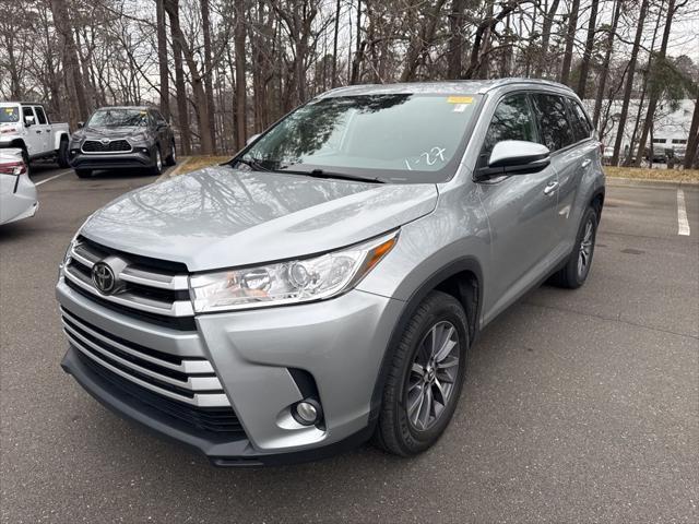 used 2019 Toyota Highlander car, priced at $25,900