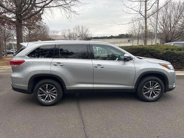 used 2019 Toyota Highlander car, priced at $25,900