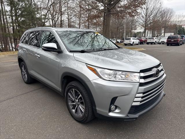 used 2019 Toyota Highlander car, priced at $25,900