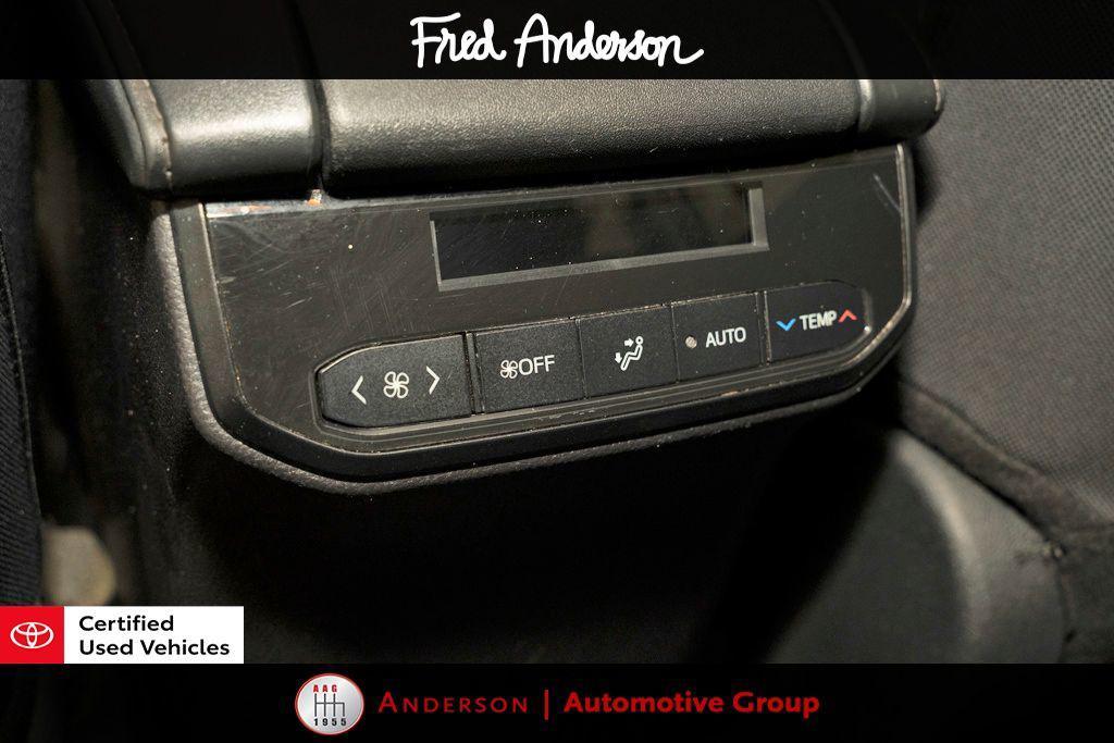 used 2024 Toyota Highlander car, priced at $36,088