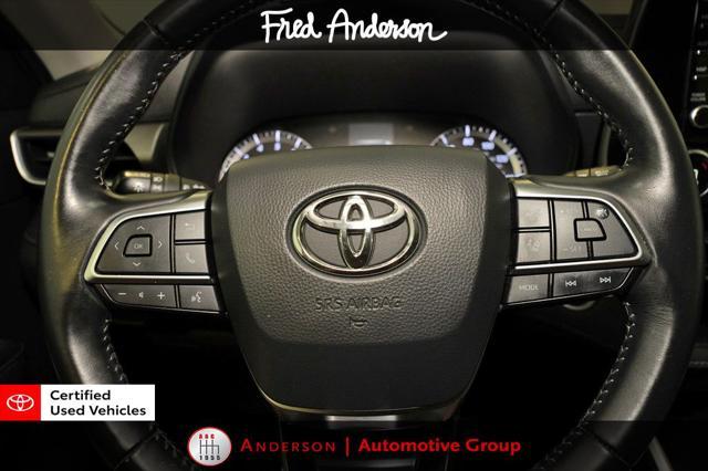 used 2021 Toyota Highlander car, priced at $27,179