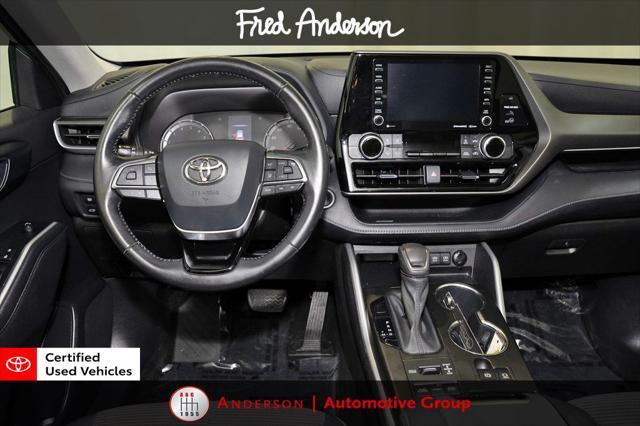 used 2021 Toyota Highlander car, priced at $27,179