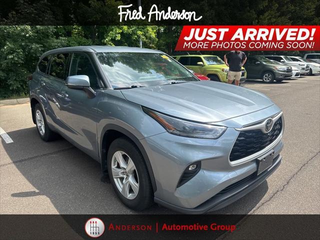 used 2021 Toyota Highlander car, priced at $28,500
