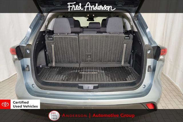 used 2021 Toyota Highlander car, priced at $27,179
