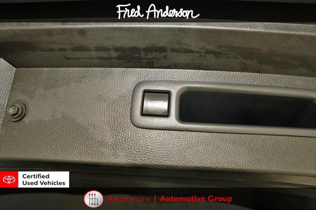 used 2021 Toyota Highlander car, priced at $27,179