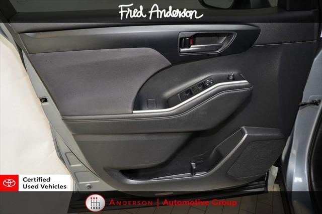 used 2021 Toyota Highlander car, priced at $27,179