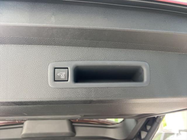 new 2025 Toyota Sienna car, priced at $53,951