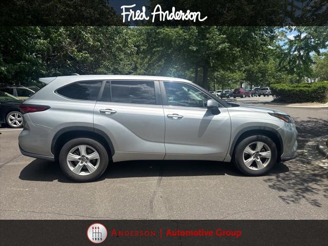 used 2023 Toyota Highlander car, priced at $33,328