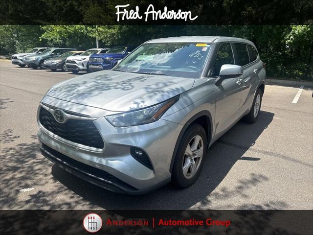 used 2023 Toyota Highlander car, priced at $33,328