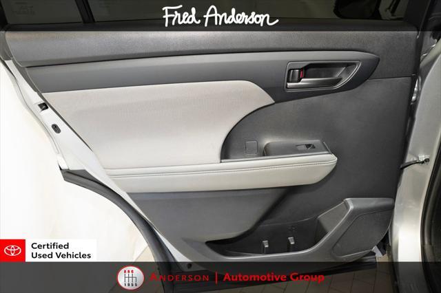 used 2023 Toyota Highlander car, priced at $31,773
