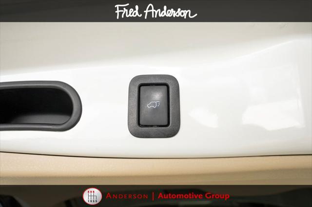 used 2016 Toyota Highlander car, priced at $24,730