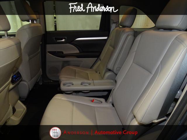 used 2017 Toyota Highlander car, priced at $21,788