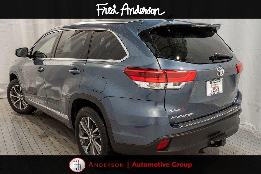 used 2017 Toyota Highlander car, priced at $21,068