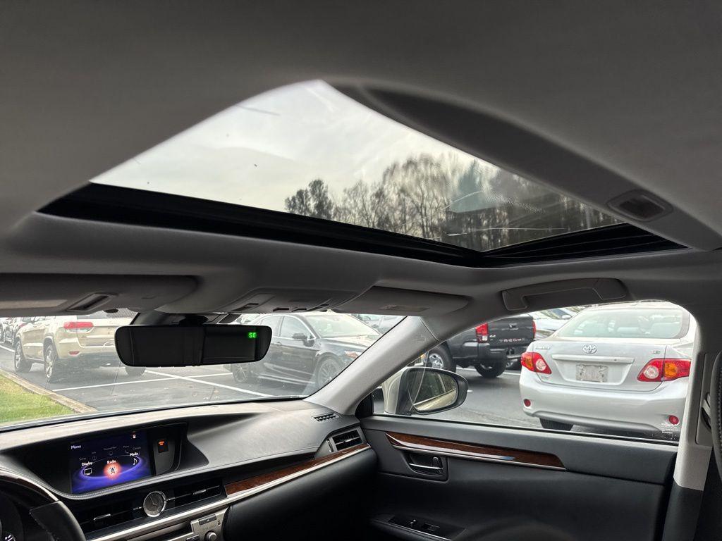 used 2017 Lexus ES 350 car, priced at $26,046