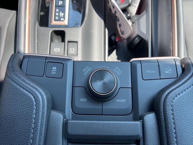 new 2025 Toyota Grand Highlander Hybrid car, priced at $63,400