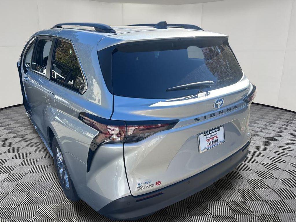 new 2025 Toyota Sienna car, priced at $47,333
