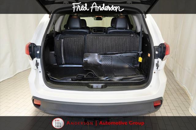 used 2017 Toyota Highlander car, priced at $22,268
