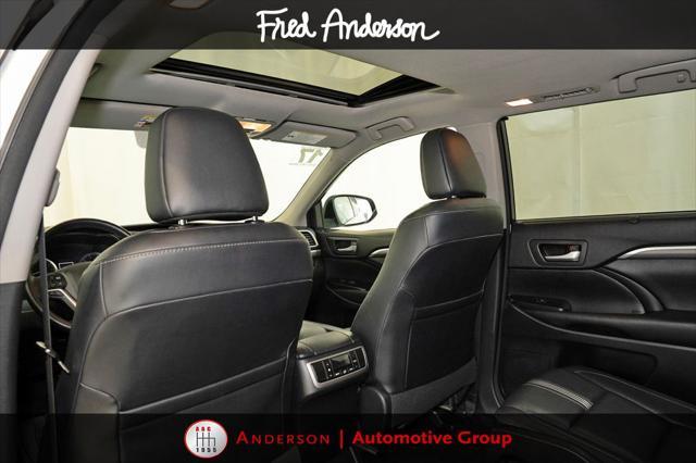 used 2017 Toyota Highlander car, priced at $22,268
