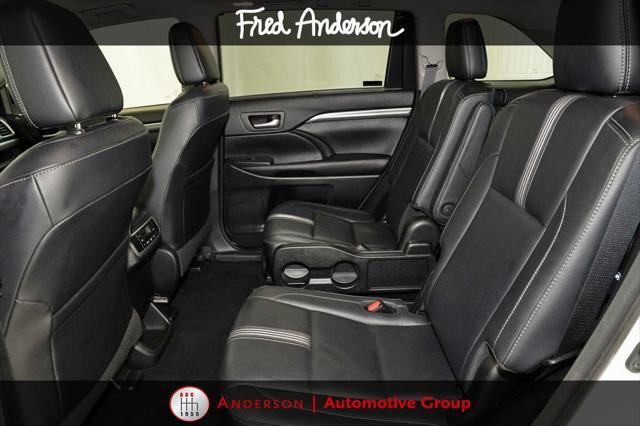 used 2017 Toyota Highlander car, priced at $22,268