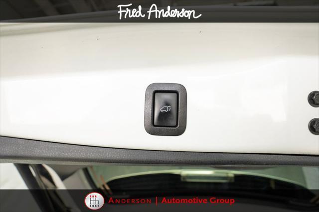 used 2017 Toyota Highlander car, priced at $22,268