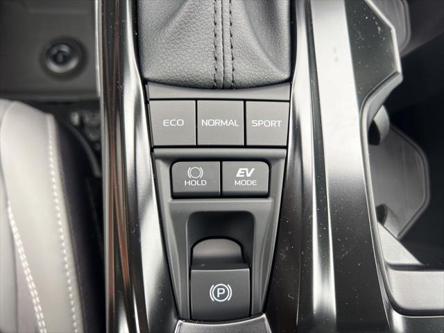 new 2025 Toyota Camry car, priced at $32,014