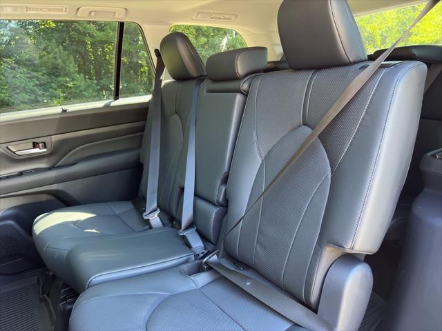 new 2025 Toyota Grand Highlander car, priced at $54,313