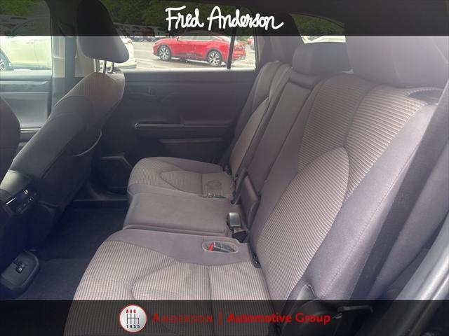 used 2023 Toyota Highlander car, priced at $33,994