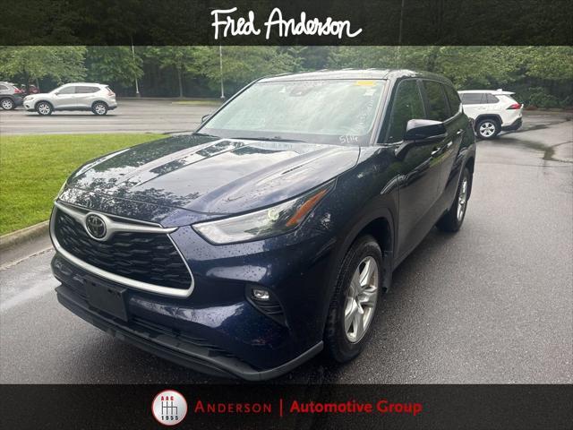 used 2023 Toyota Highlander car, priced at $33,994