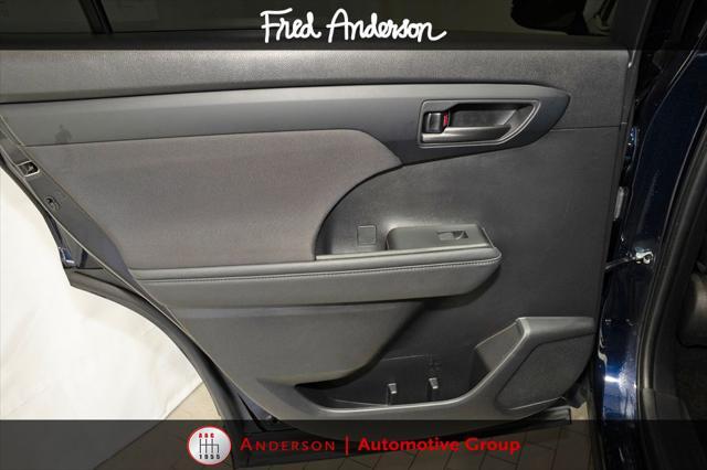 used 2023 Toyota Highlander car, priced at $32,441