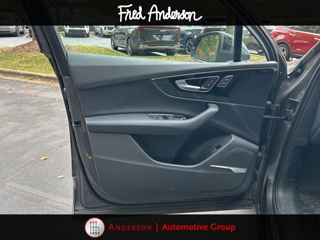 used 2018 Audi Q7 car, priced at $18,008